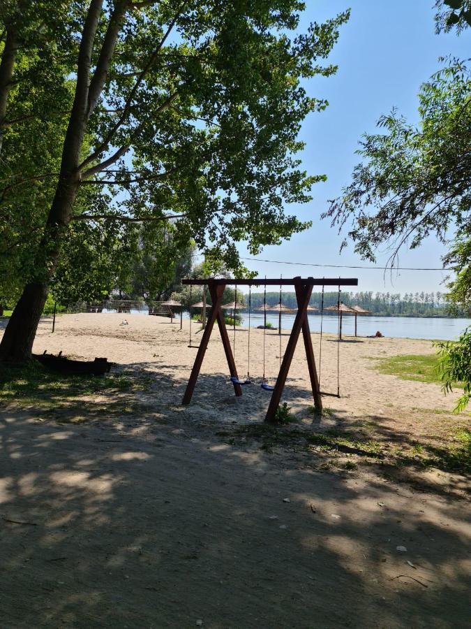 River View - Danube Celarevo Bagian luar foto